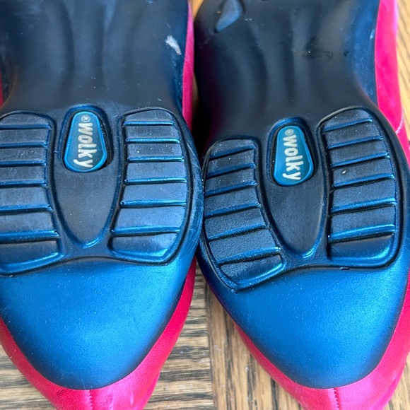 Wolky Women’s Red Leather Mary Jane Flats Adjustable Strap Size EU 41 - Picture 10 of 13